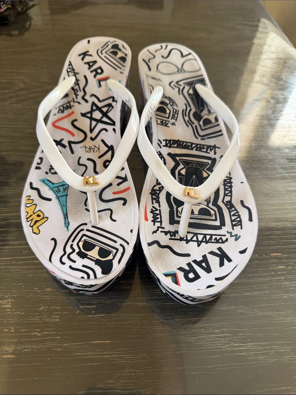 Karl Lagerfeld White Graphic Platform Flip Flops with Multicolor Accents